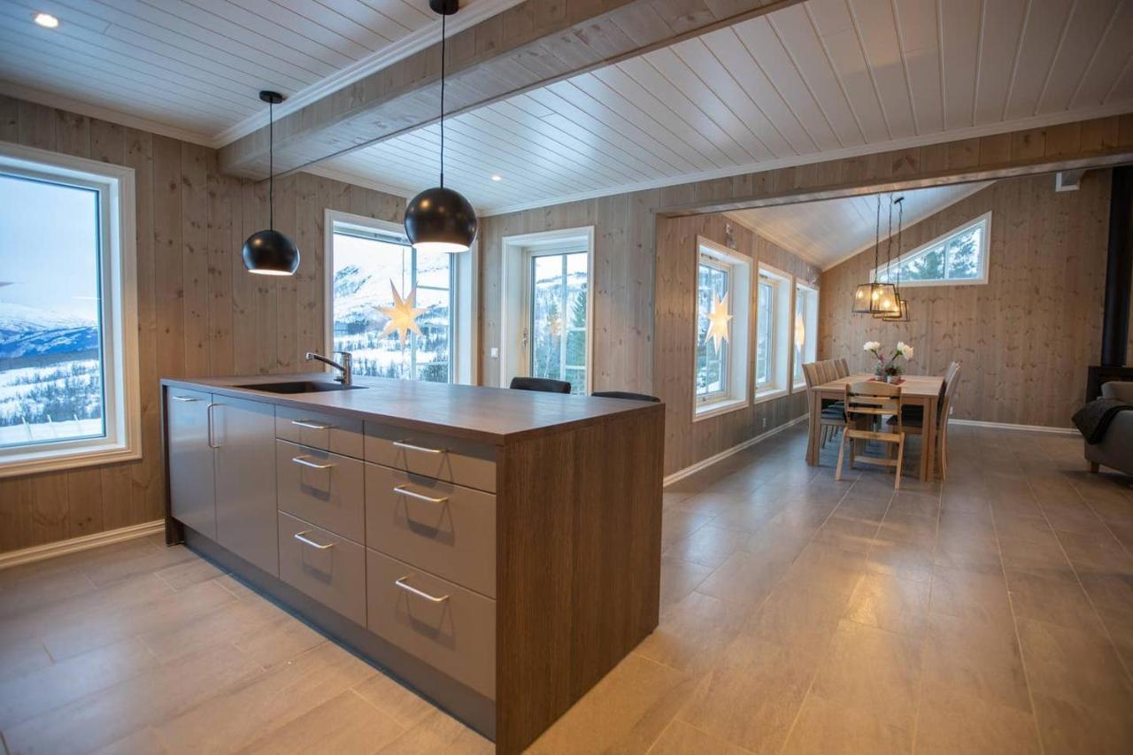 Rolfhytta - Fosskamben 19 Villa Sogndal Kültér fotó